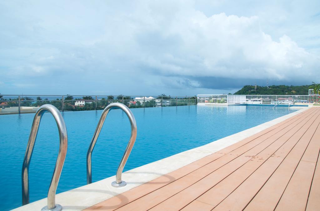 Azalea Hotels & Residences Boracay Balabag  Exterior photo